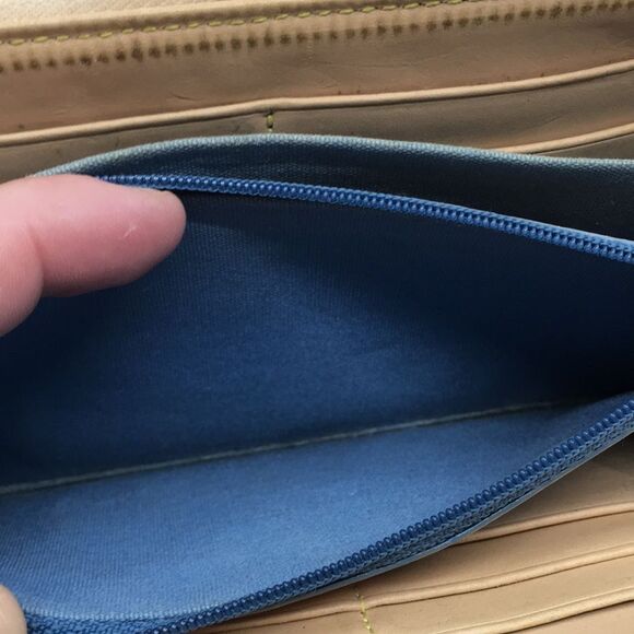 Vintage Dooney & Bourke Y2K rainbow zipper coated canvas  accordion wallet - Picture 14 of 16